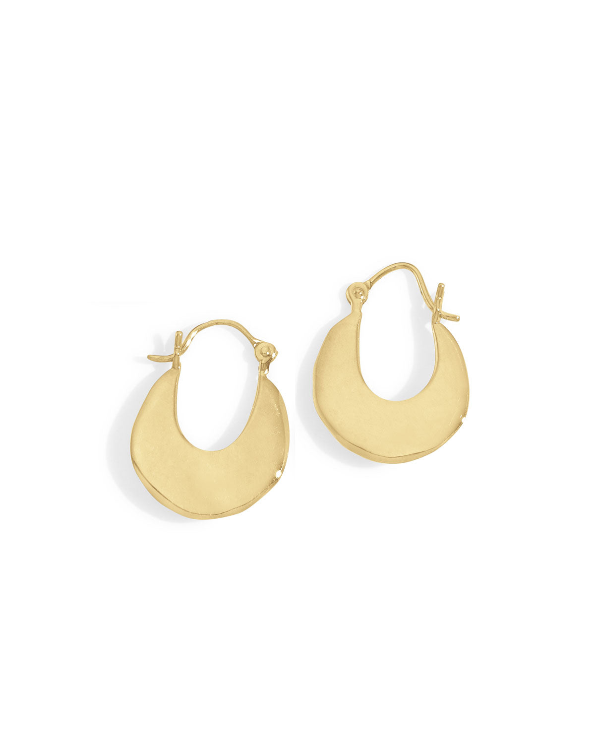 small disc hoop earrings handmade in brooklyn blanca monrós gómez