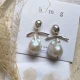 Gala  Pearl earring