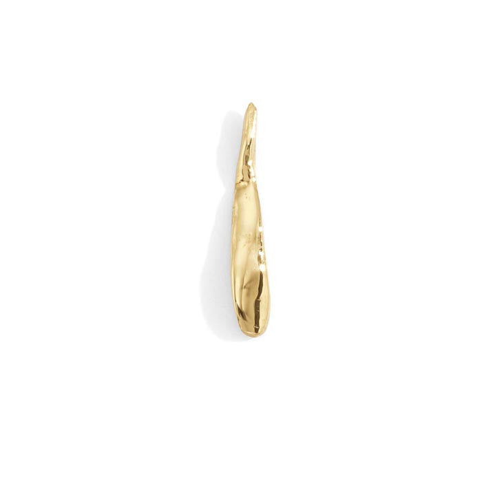 blanca monrós gómez | medium wavy stud